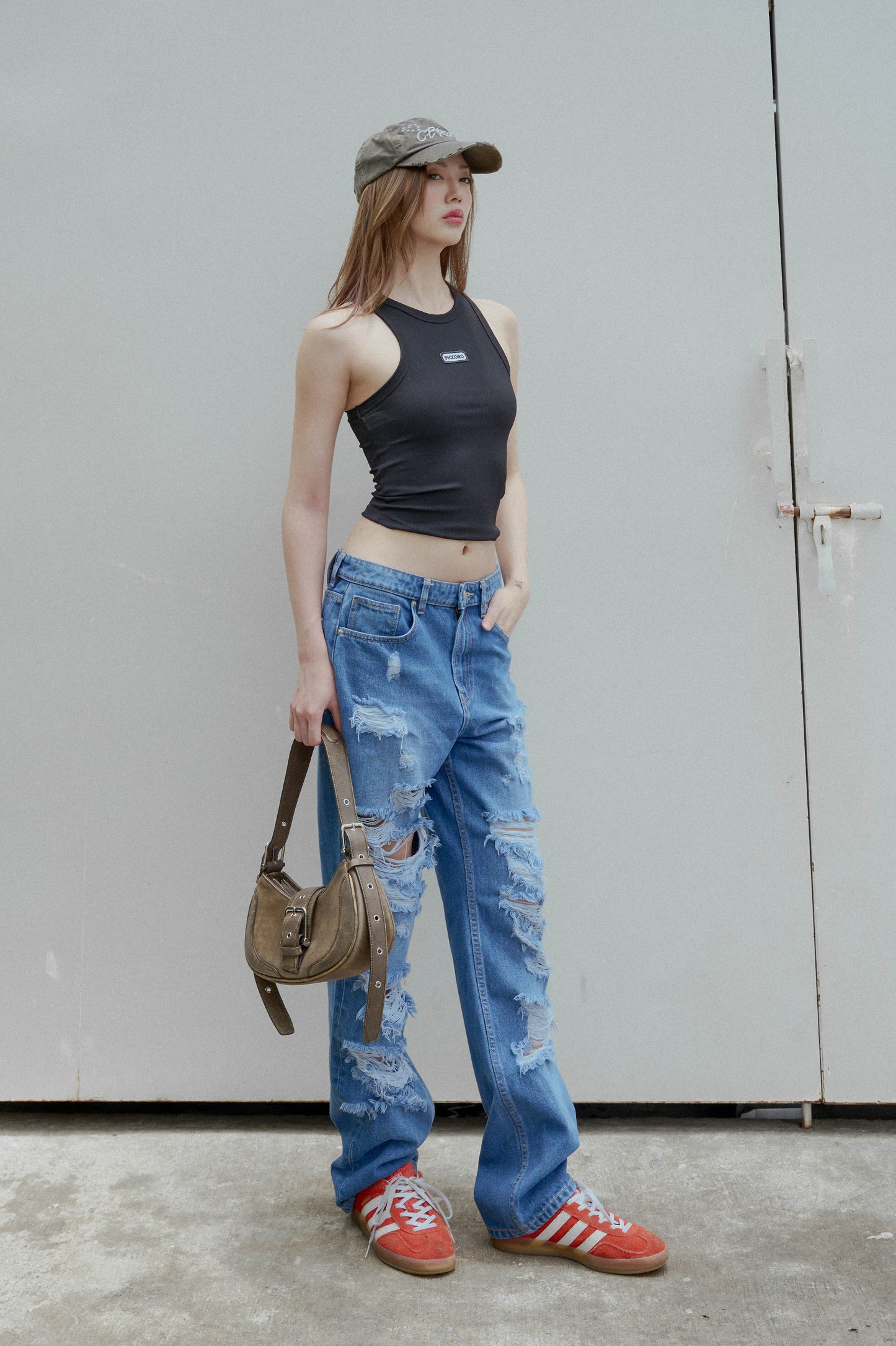 Piccoro - THE RIPPED JEANS