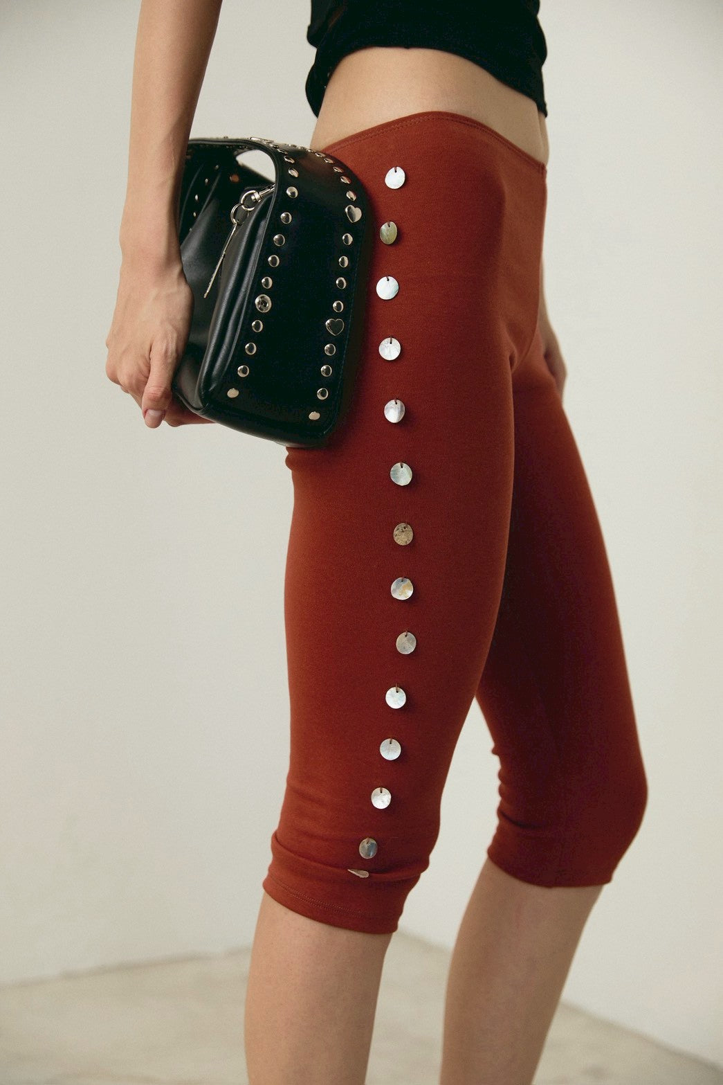 Piccoro - Seashell Button Capri